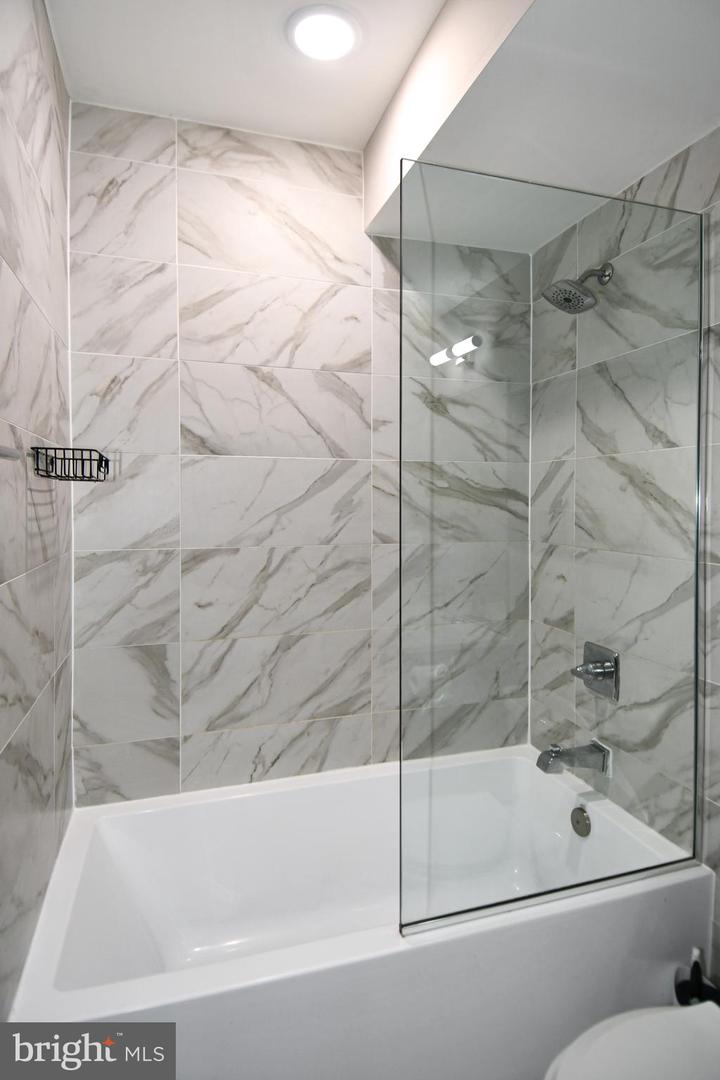 1040 BLADENSBURG RD NE #0B, WASHINGTON, District Of Columbia 20002, 1 Bedroom Bedrooms, ,1 BathroomBathrooms,Residential,For sale,1040 BLADENSBURG RD NE #0B,DCDC2241714 MLS # DCDC2241714