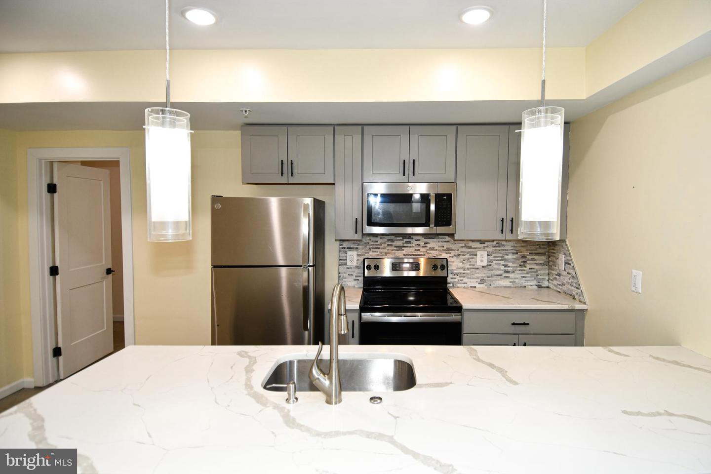 1040 BLADENSBURG RD NE #0B, WASHINGTON, District Of Columbia 20002, 1 Bedroom Bedrooms, ,1 BathroomBathrooms,Residential,For sale,1040 BLADENSBURG RD NE #0B,DCDC2241714 MLS # DCDC2241714