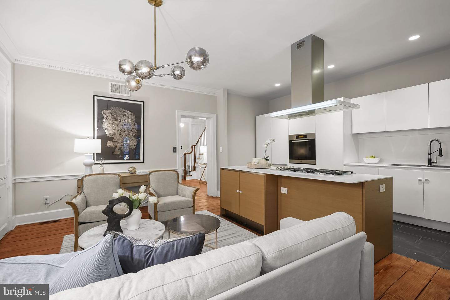 116 PRINCE ST, ALEXANDRIA, Virginia 22314, 5 Bedrooms Bedrooms, ,3 BathroomsBathrooms,Residential,For sale,116 PRINCE ST,VAAX2053296 MLS # VAAX2053296