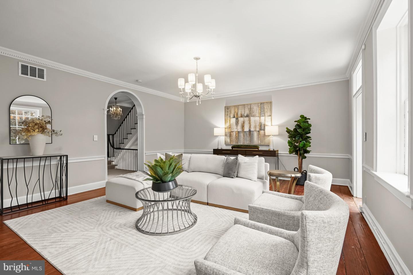 116 PRINCE ST, ALEXANDRIA, Virginia 22314, 5 Bedrooms Bedrooms, ,3 BathroomsBathrooms,Residential,For sale,116 PRINCE ST,VAAX2053296 MLS # VAAX2053296