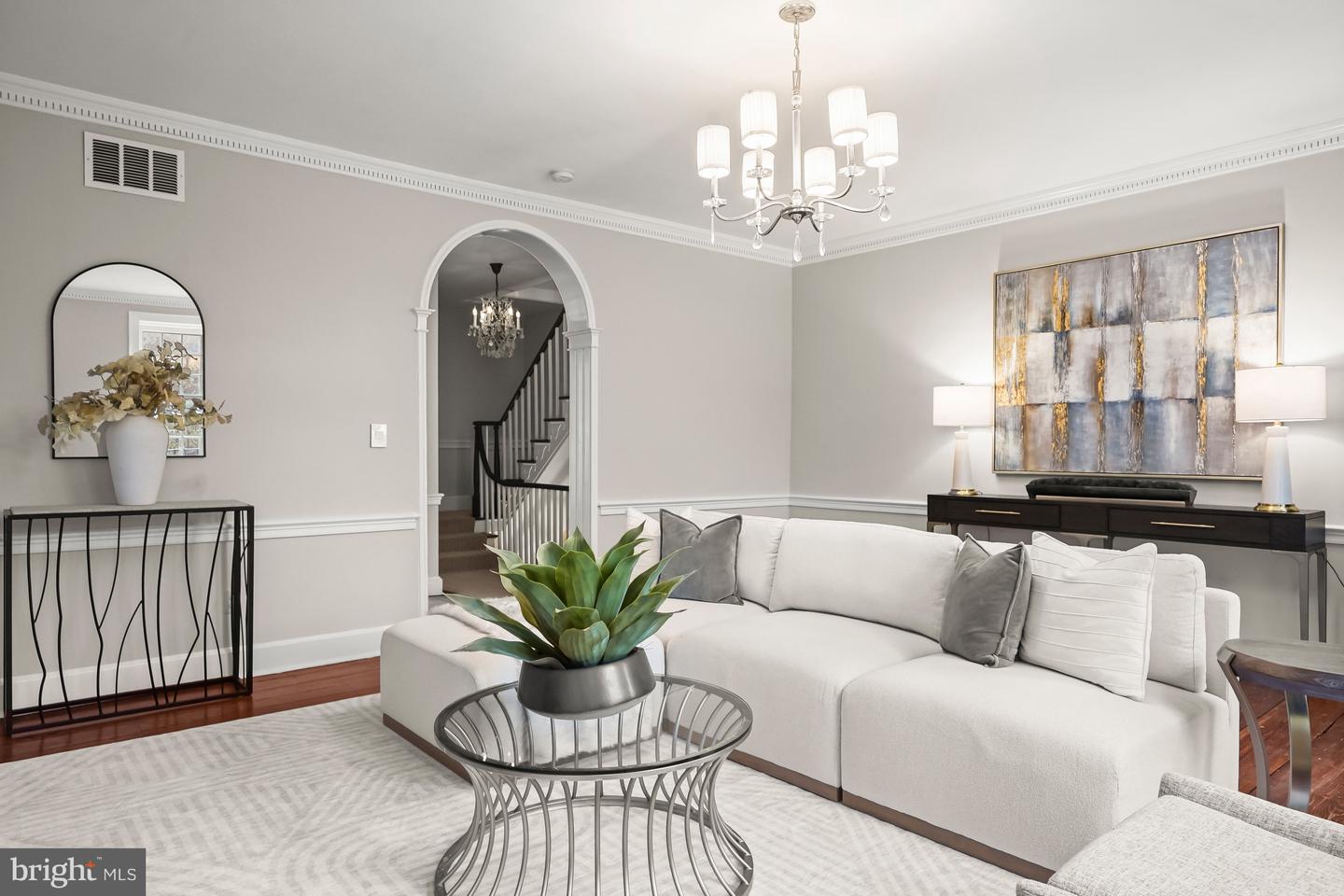 116 PRINCE ST, ALEXANDRIA, Virginia 22314, 5 Bedrooms Bedrooms, ,3 BathroomsBathrooms,Residential,For sale,116 PRINCE ST,VAAX2053296 MLS # VAAX2053296