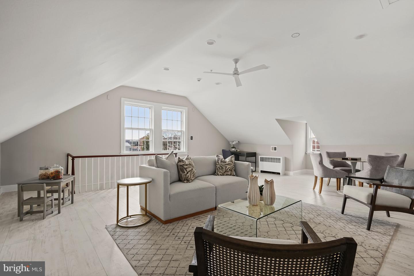 116 PRINCE ST, ALEXANDRIA, Virginia 22314, 5 Bedrooms Bedrooms, ,3 BathroomsBathrooms,Residential,For sale,116 PRINCE ST,VAAX2053296 MLS # VAAX2053296