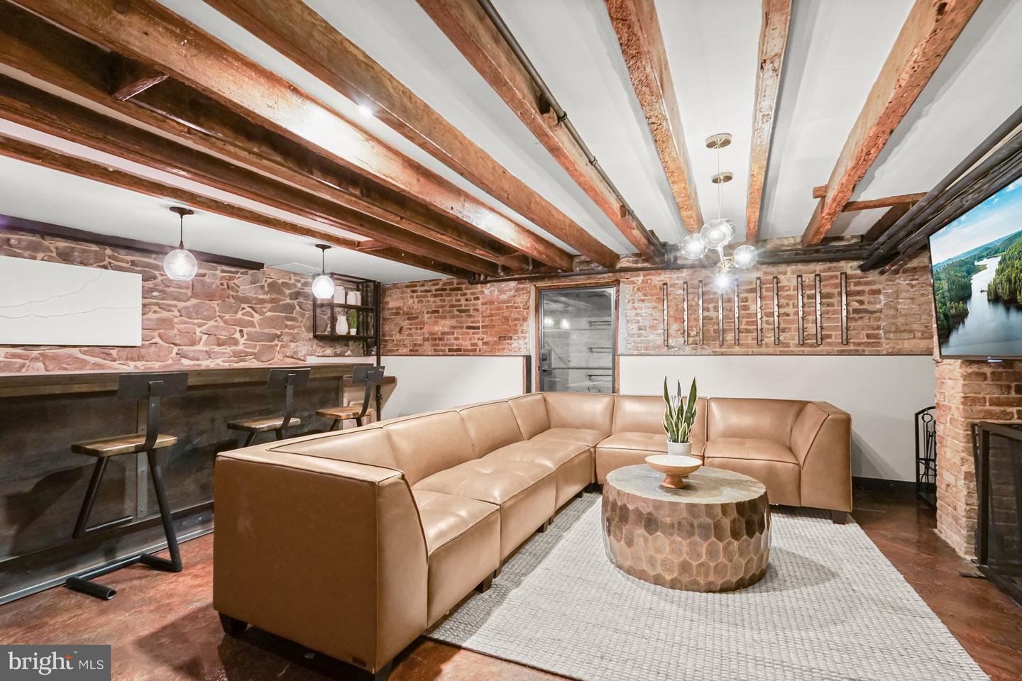 116 PRINCE ST, ALEXANDRIA, Virginia 22314, 5 Bedrooms Bedrooms, ,3 BathroomsBathrooms,Residential,For sale,116 PRINCE ST,VAAX2053296 MLS # VAAX2053296