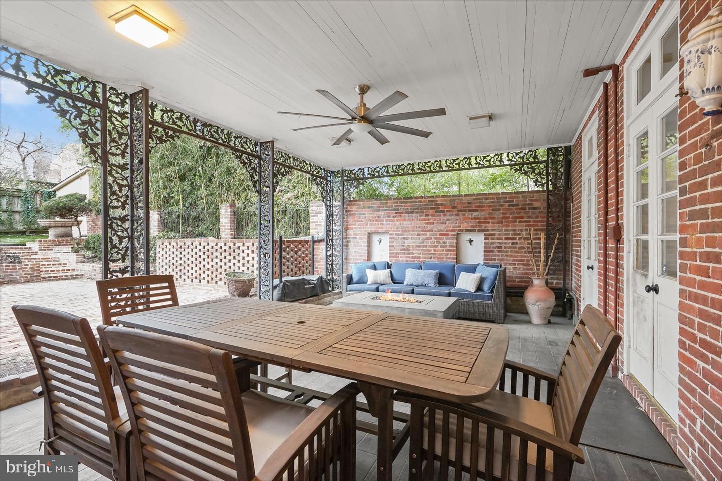 116 PRINCE ST, ALEXANDRIA, Virginia 22314, 5 Bedrooms Bedrooms, ,3 BathroomsBathrooms,Residential,For sale,116 PRINCE ST,VAAX2053296 MLS # VAAX2053296