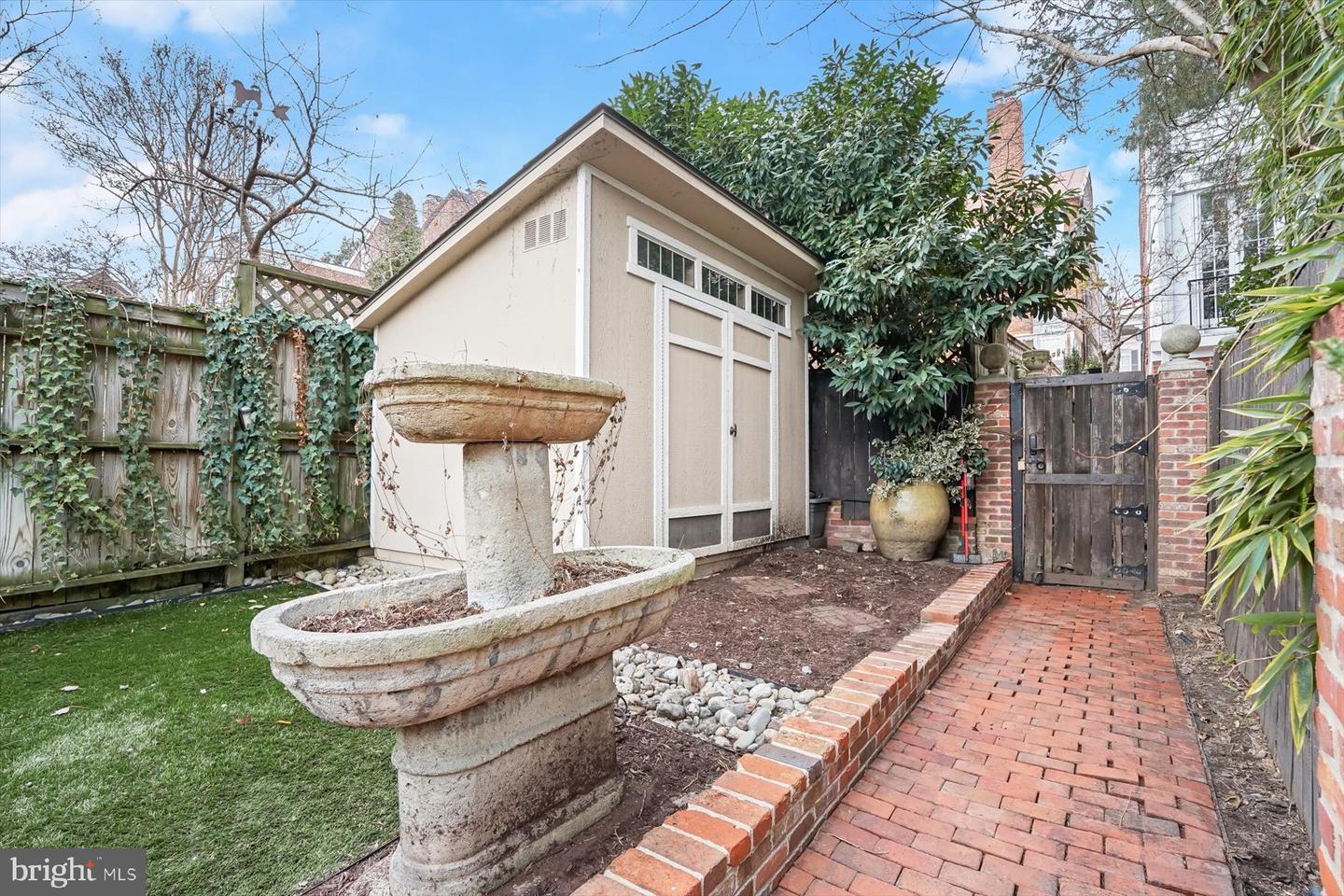 116 PRINCE ST, ALEXANDRIA, Virginia 22314, 5 Bedrooms Bedrooms, ,3 BathroomsBathrooms,Residential,For sale,116 PRINCE ST,VAAX2053296 MLS # VAAX2053296