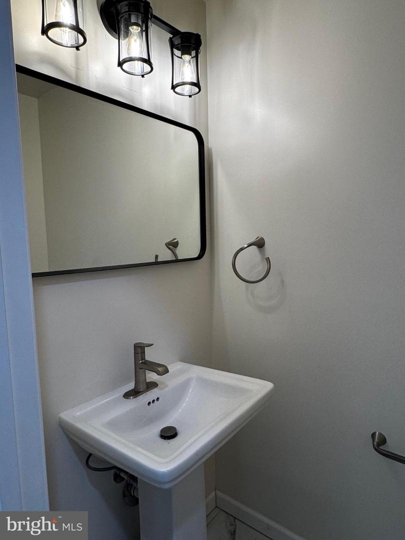 1920 OLD POST TER, WOODBRIDGE, Virginia 22191, 4 Bedrooms Bedrooms, 8 Rooms Rooms,3 BathroomsBathrooms,Residential,For sale,1920 OLD POST TER,VAPW2110796 MLS # VAPW2110796