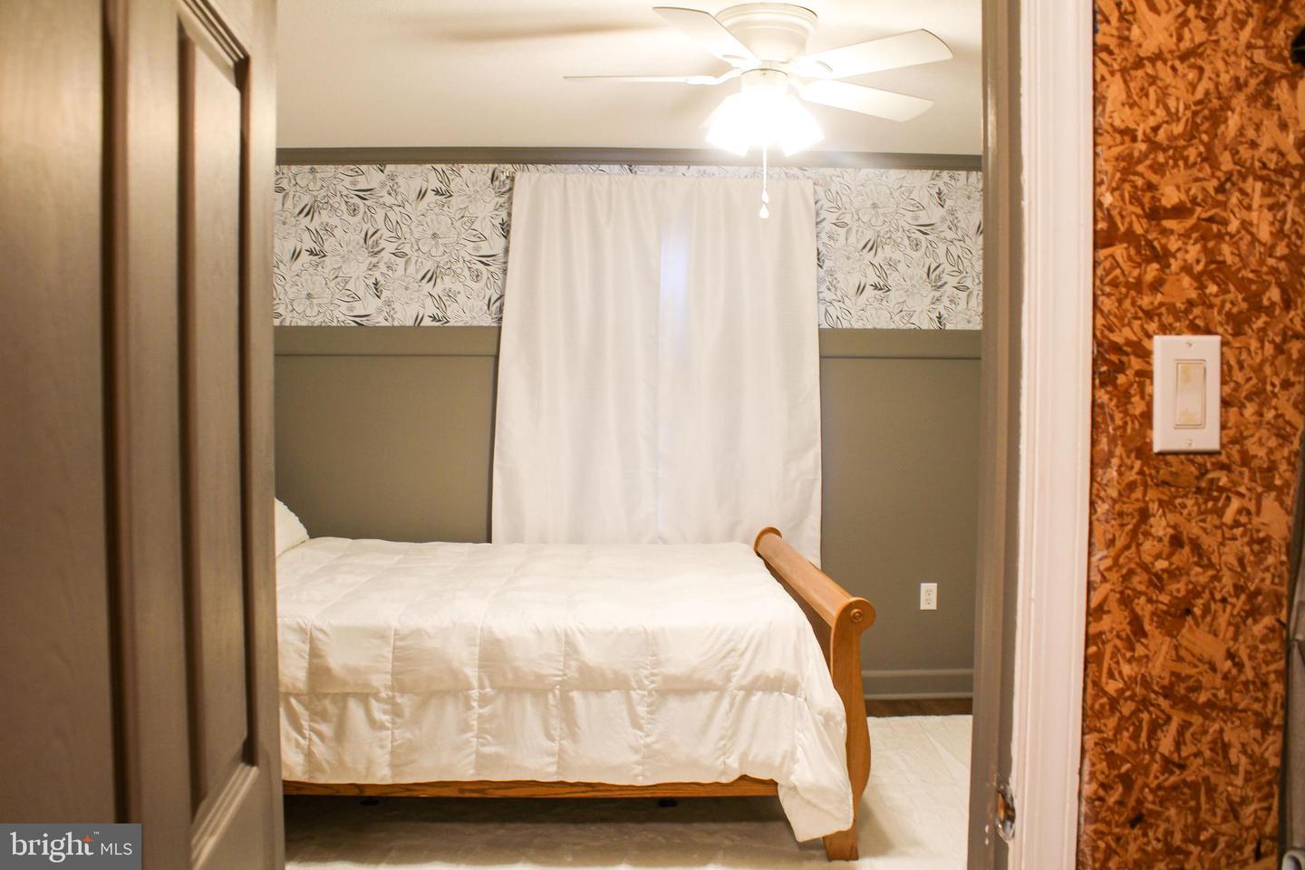 88 CECELIA ST, TOMS BROOK, Virginia 22660, 3 Bedrooms Bedrooms, ,2 BathroomsBathrooms,Residential,For sale,88 CECELIA ST,VASH2013410 MLS # VASH2013410