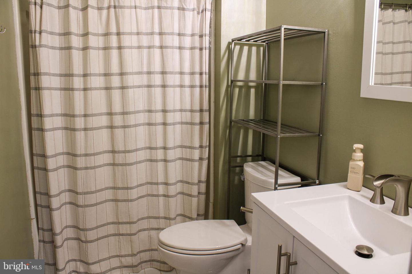 88 CECELIA ST, TOMS BROOK, Virginia 22660, 3 Bedrooms Bedrooms, ,2 BathroomsBathrooms,Residential,For sale,88 CECELIA ST,VASH2013410 MLS # VASH2013410