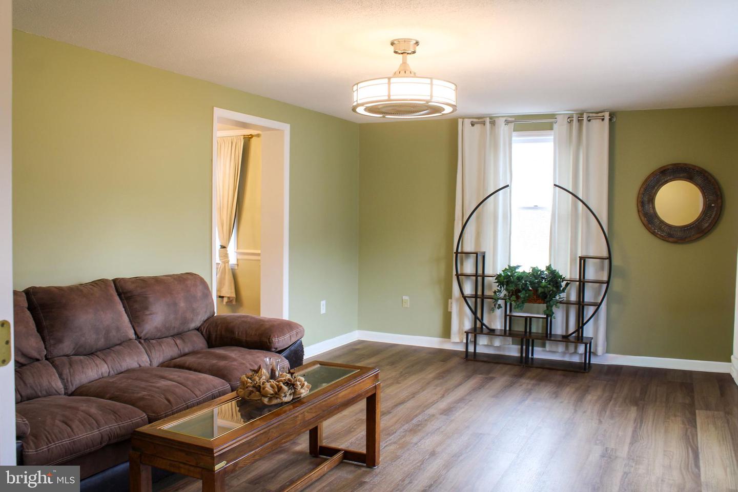 88 CECELIA ST, TOMS BROOK, Virginia 22660, 3 Bedrooms Bedrooms, ,2 BathroomsBathrooms,Residential,For sale,88 CECELIA ST,VASH2013410 MLS # VASH2013410