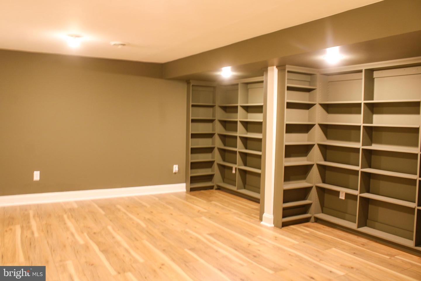 88 CECELIA ST, TOMS BROOK, Virginia 22660, 3 Bedrooms Bedrooms, ,2 BathroomsBathrooms,Residential,For sale,88 CECELIA ST,VASH2013410 MLS # VASH2013410