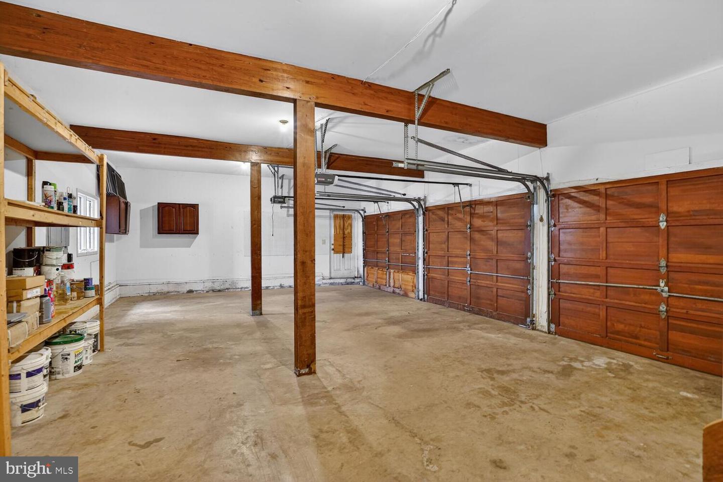 905 FALLS BRIDGE LN, GREAT FALLS, Virginia 22066, 4 Bedrooms Bedrooms, ,4 BathroomsBathrooms,Residential,For sale,905 FALLS BRIDGE LN,VAFX2286480 MLS # VAFX2286480