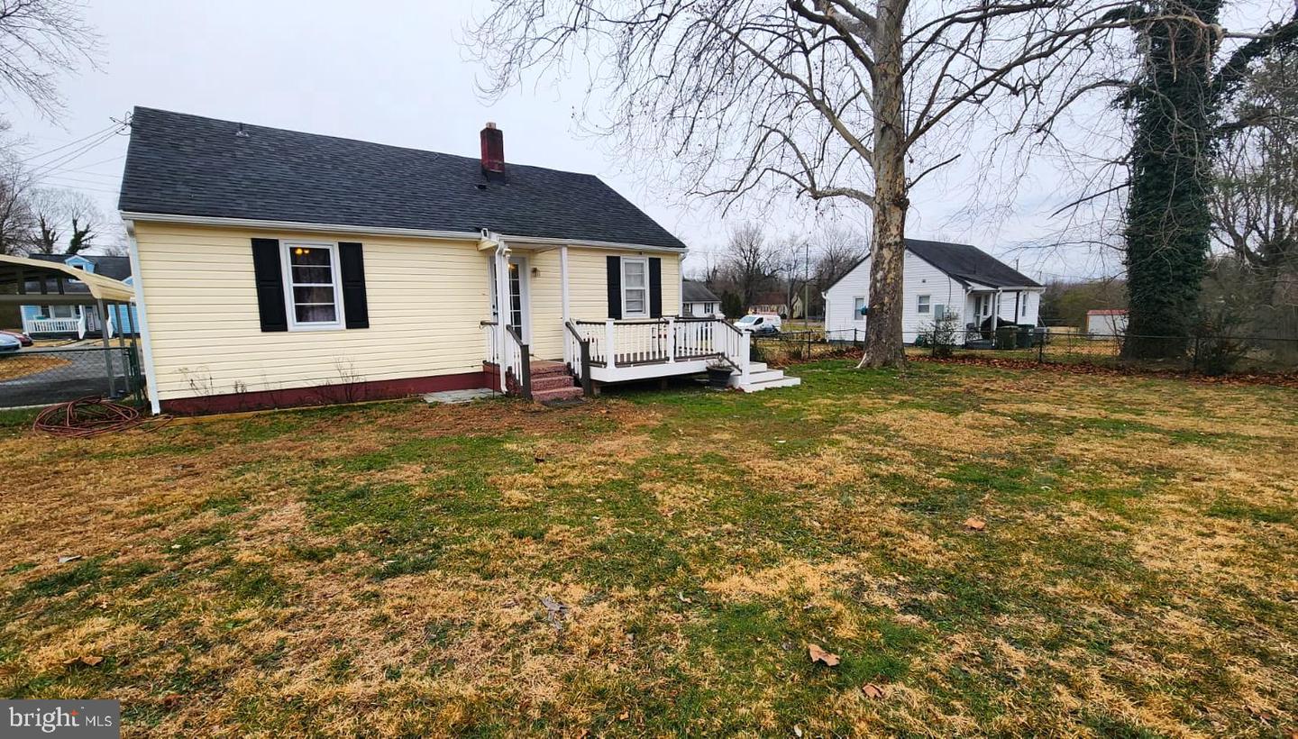 229 MAURY AVE, BOWLING GREEN, Virginia 22427, 3 Bedrooms Bedrooms, ,1 BathroomBathrooms,Residential,For sale,229 MAURY AVE,VACV2009420 MLS # VACV2009420