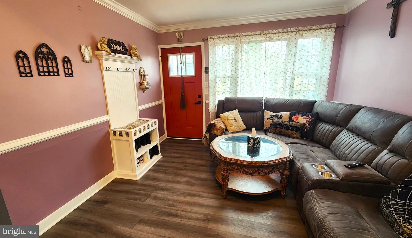 229 MAURY AVE, BOWLING GREEN, Virginia 22427, 3 Bedrooms Bedrooms, ,1 BathroomBathrooms,Residential,For sale,229 MAURY AVE,VACV2009420 MLS # VACV2009420