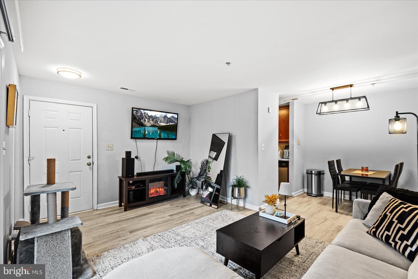 93 FERN OAK CIR #93100, STAFFORD, Virginia 22554, 2 Bedrooms Bedrooms, ,2 BathroomsBathrooms,Residential,For sale,93 FERN OAK CIR #93100,VAST2045358 MLS # VAST2045358