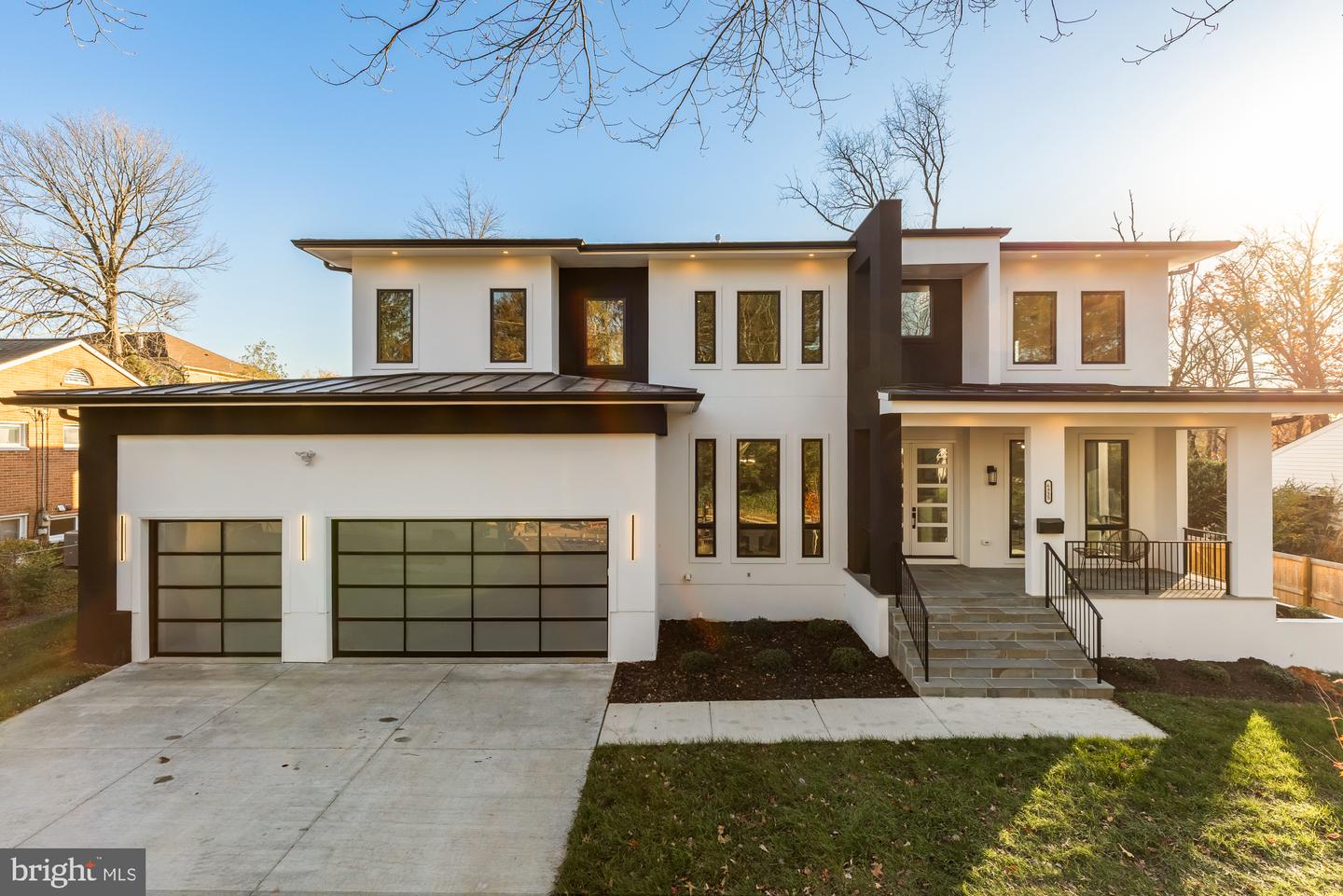 6935 SOUTHRIDGE DR, MCLEAN, Virginia 22101, 6 Bedrooms Bedrooms, ,6 BathroomsBathrooms,Residential,For sale,6935 SOUTHRIDGE DR,VAFX2286554 MLS # VAFX2286554