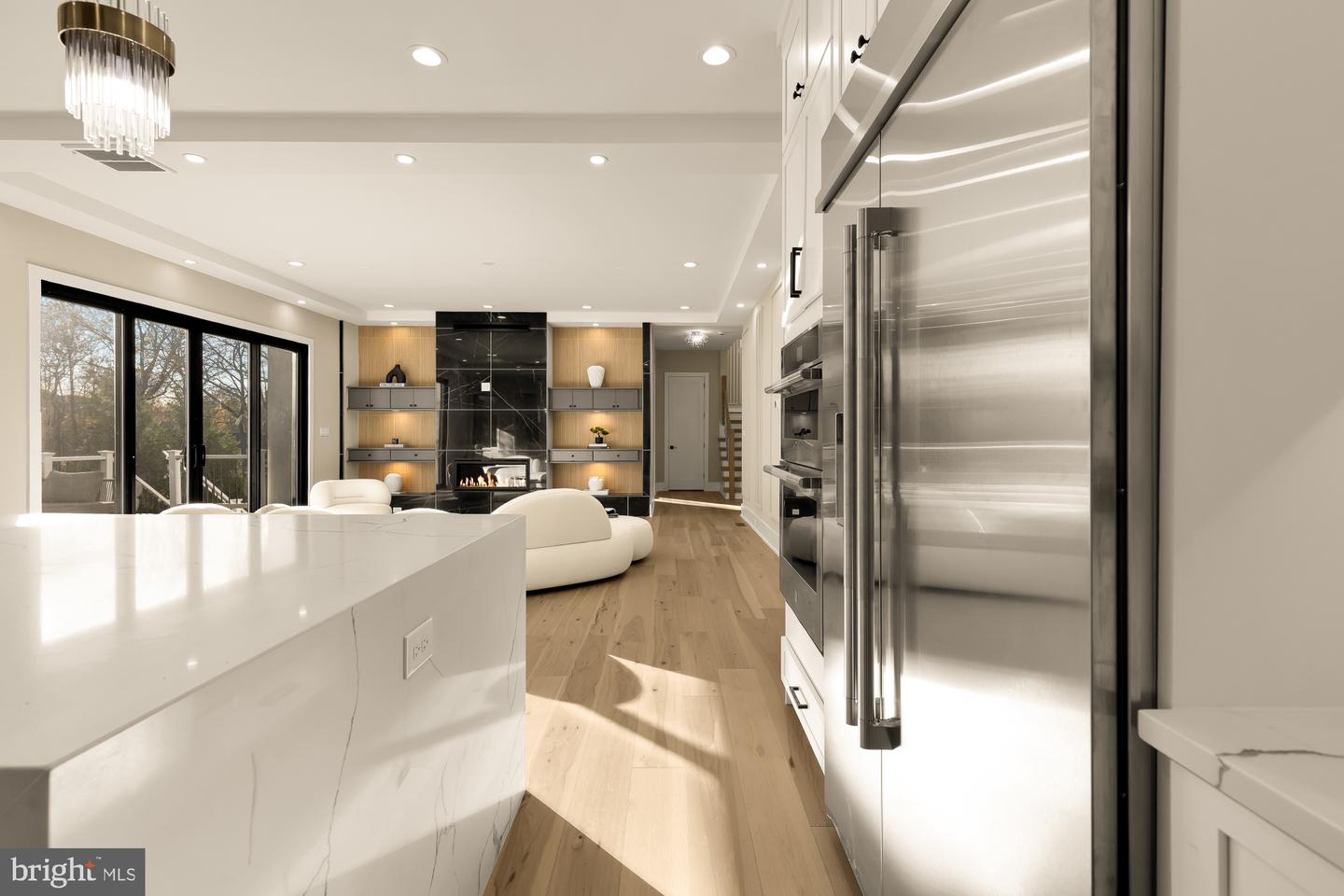 6935 SOUTHRIDGE DR, MCLEAN, Virginia 22101, 6 Bedrooms Bedrooms, ,6 BathroomsBathrooms,Residential,For sale,6935 SOUTHRIDGE DR,VAFX2286554 MLS # VAFX2286554