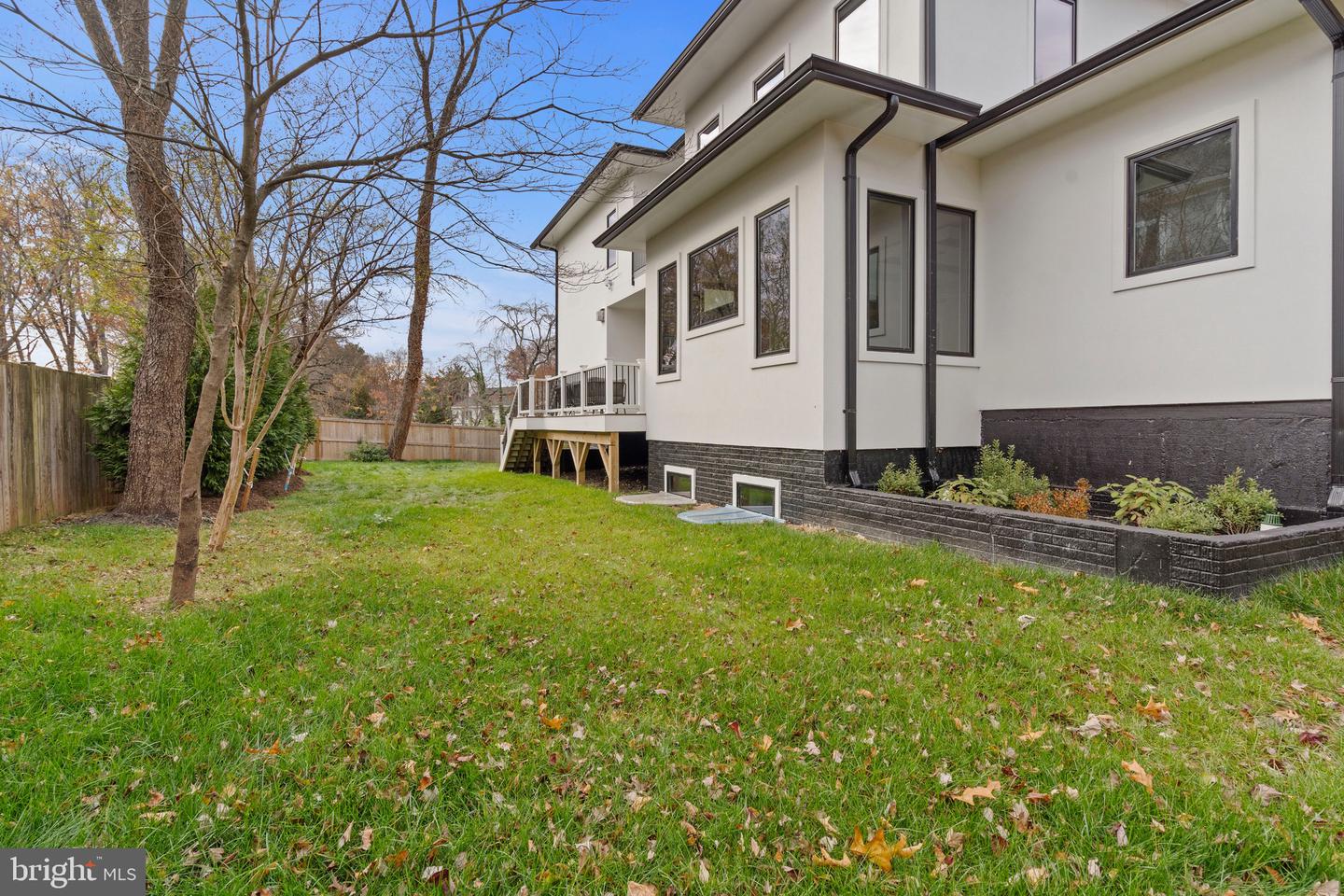 6935 SOUTHRIDGE DR, MCLEAN, Virginia 22101, 6 Bedrooms Bedrooms, ,6 BathroomsBathrooms,Residential,For sale,6935 SOUTHRIDGE DR,VAFX2286554 MLS # VAFX2286554