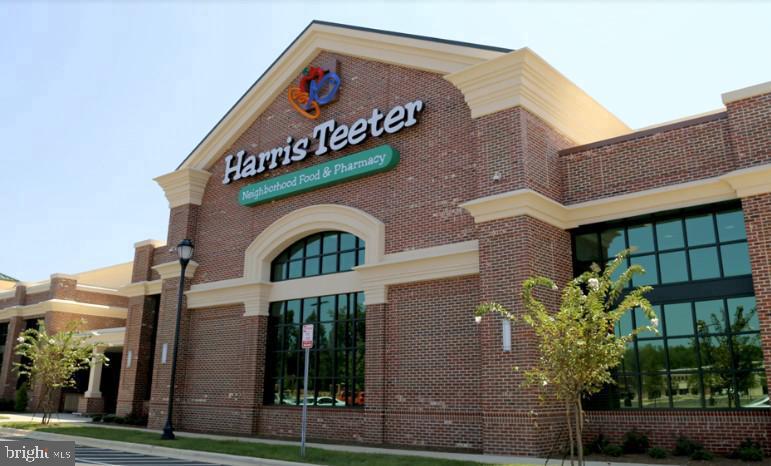 43441 BETTYS FARM DR, CHANTILLY, Virginia 20152, 4 Bedrooms Bedrooms, ,3 BathroomsBathrooms,Residential,For sale,43441 BETTYS FARM DR,VALO2114242 MLS # VALO2114242