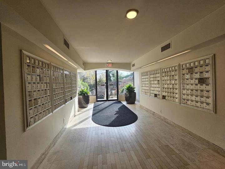 301 N BEAUREGARD ST #601, ALEXANDRIA, Virginia 22312, 1 Bedroom Bedrooms, 2 Rooms Rooms,1 BathroomBathrooms,Residential,For sale,301 N BEAUREGARD ST #601,VAAX2053326 MLS # VAAX2053326