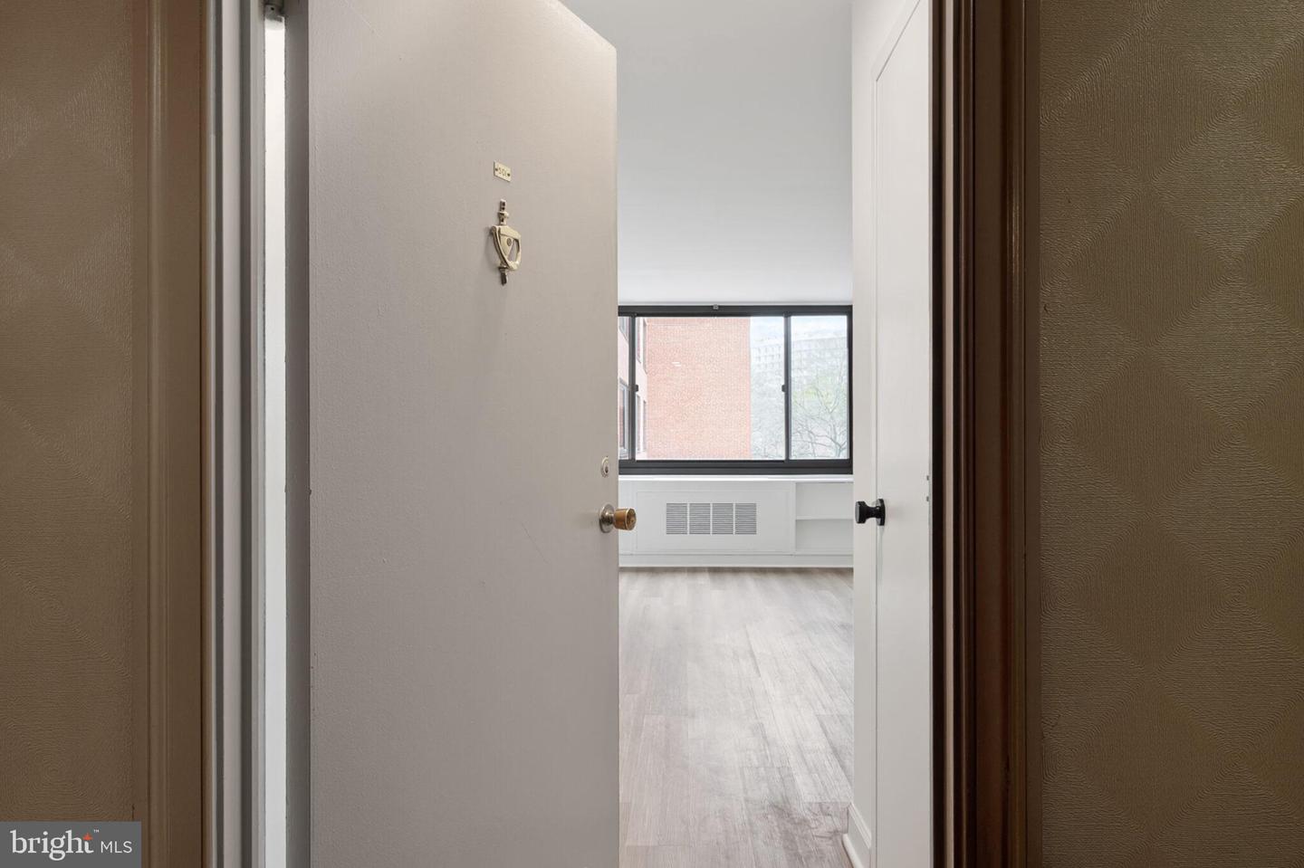 1011 ARLINGTON BLVD #501, ARLINGTON, Virginia 22209, ,1 BathroomBathrooms,Residential,For sale,1011 ARLINGTON BLVD #501,VAAR2067922 MLS # VAAR2067922