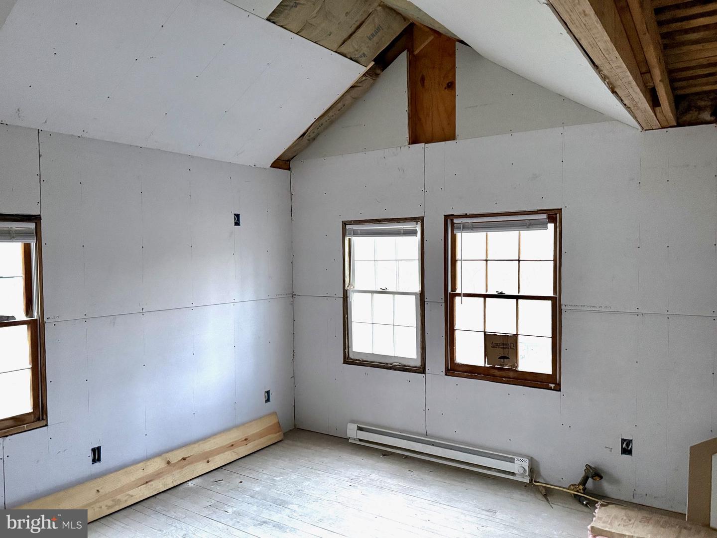 37611 HUGHESVILLE RD, PURCELLVILLE, Virginia 20132, 3 Bedrooms Bedrooms, ,1 BathroomBathrooms,Residential,For sale,37611 HUGHESVILLE RD,VALO2114254 MLS # VALO2114254