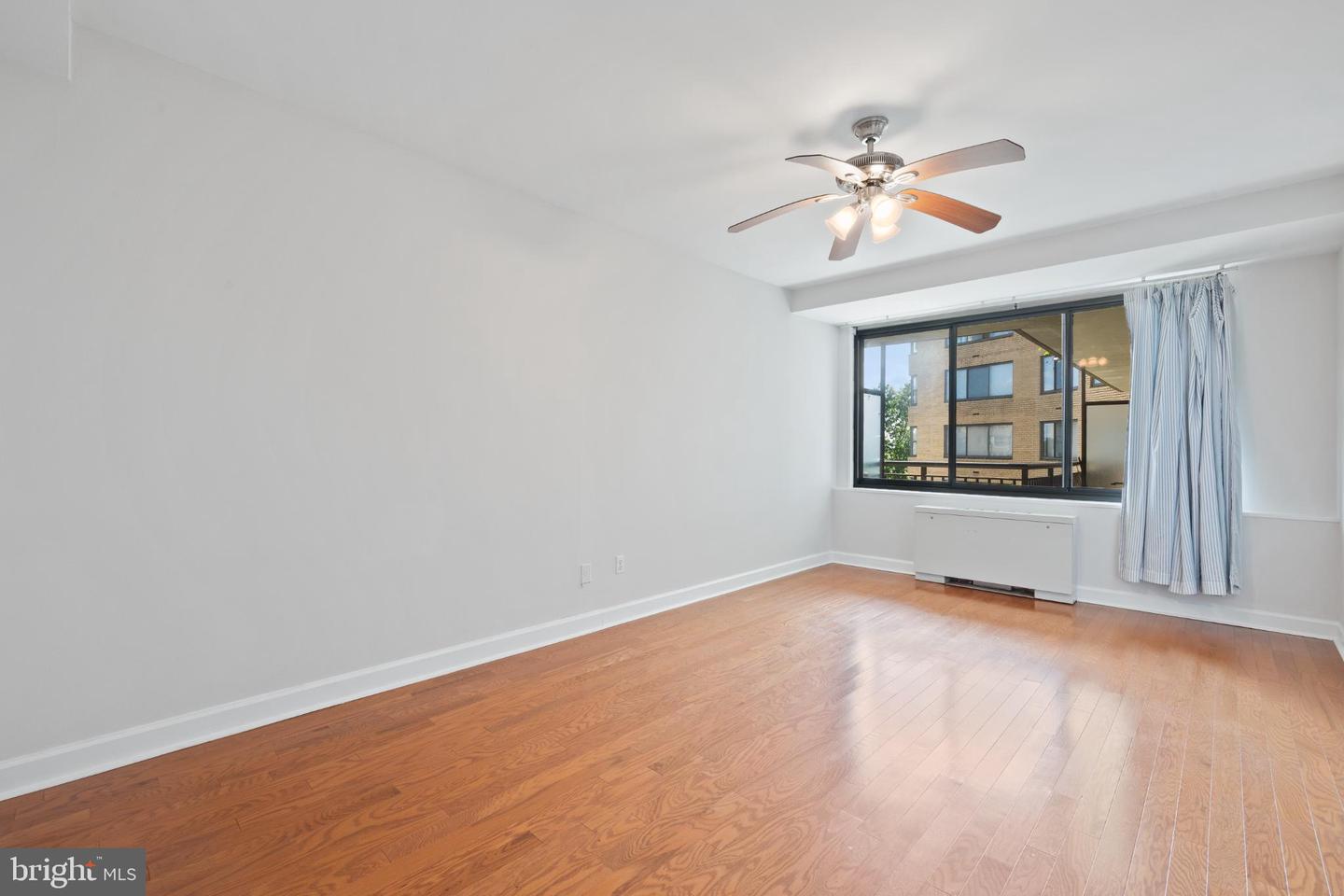 4740 CONNECTICUT AVE NW #804, WASHINGTON, District Of Columbia 20008, 1 Bedroom Bedrooms, ,1 BathroomBathrooms,Residential,For sale,4740 CONNECTICUT AVE NW #804,DCDC2242174 MLS # DCDC2242174