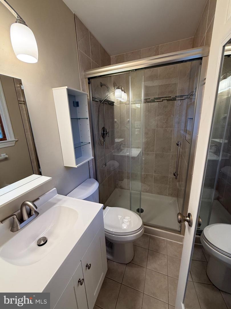 12708 VALLEYWOOD DR, WOODBRIDGE, Virginia 22192, 3 Bedrooms Bedrooms, ,2 BathroomsBathrooms,Residential,For sale,12708 VALLEYWOOD DR,VAPW2110860 MLS # VAPW2110860