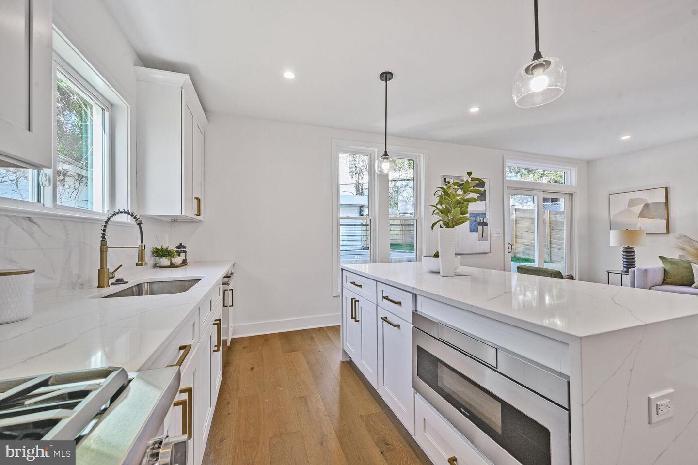 5310 14TH ST NW, WASHINGTON, District Of Columbia 20011, 7 Bedrooms Bedrooms, ,6 BathroomsBathrooms,Residential,For sale,5310 14TH ST NW,DCDC2242180 MLS # DCDC2242180