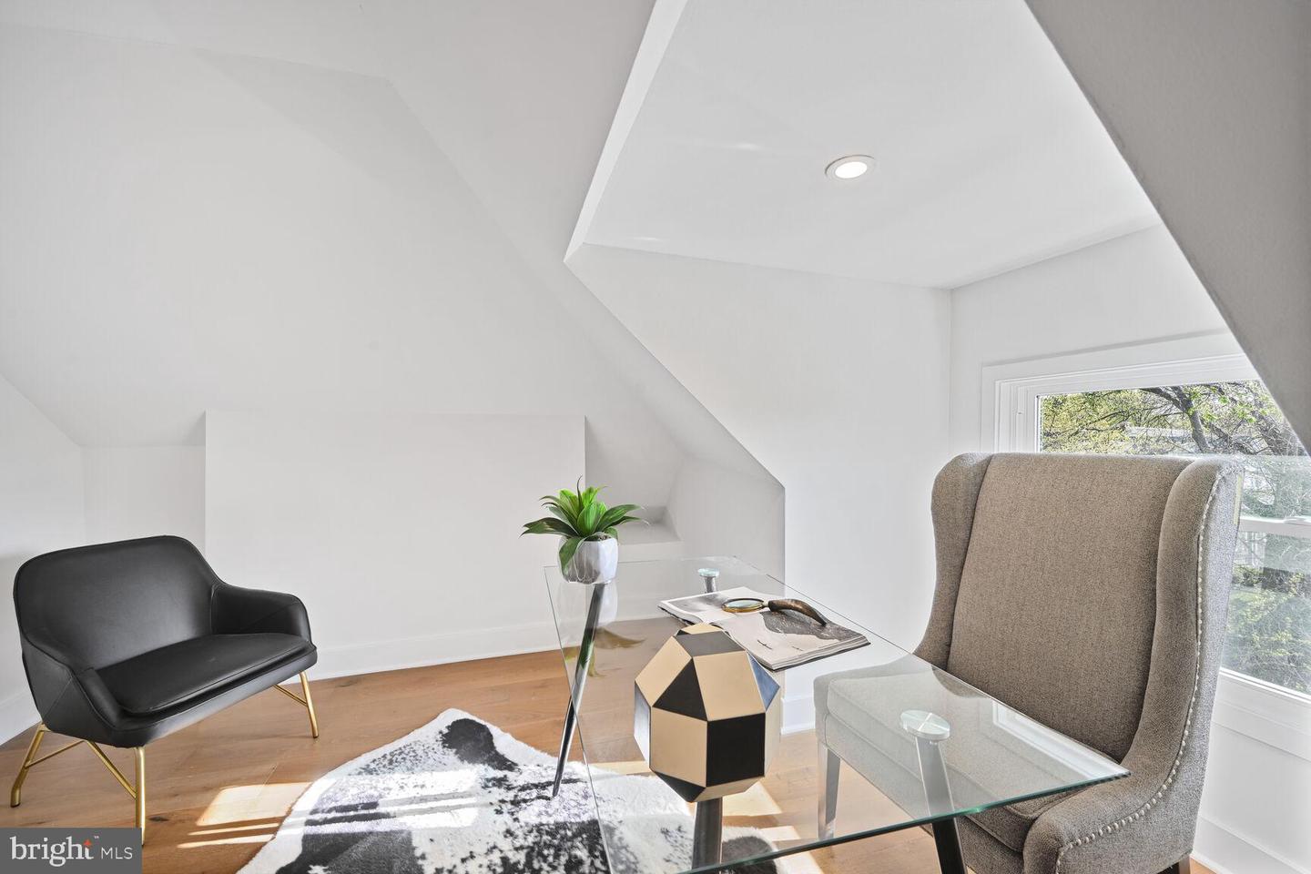 5310 14TH ST NW, WASHINGTON, District Of Columbia 20011, 7 Bedrooms Bedrooms, ,6 BathroomsBathrooms,Residential,For sale,5310 14TH ST NW,DCDC2242180 MLS # DCDC2242180