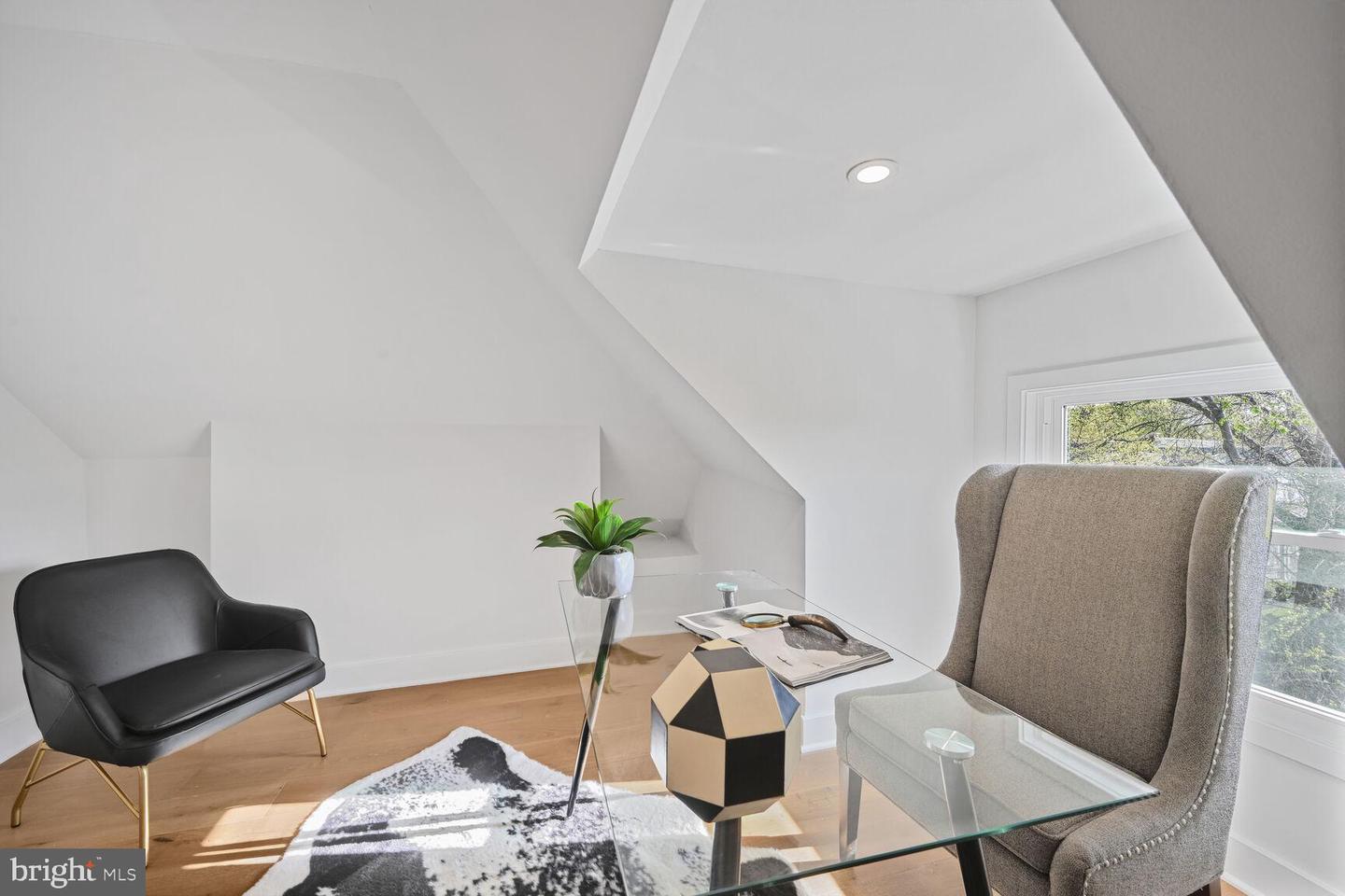 5310 14TH ST NW, WASHINGTON, District Of Columbia 20011, 7 Bedrooms Bedrooms, ,6 BathroomsBathrooms,Residential,For sale,5310 14TH ST NW,DCDC2242180 MLS # DCDC2242180