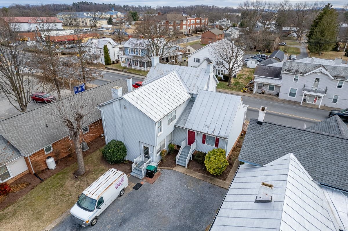 203 N MAIN ST, BRIDGEWATER, Virginia 22812, ,Commercial,203 N MAIN ST,672628 MLS # 672628