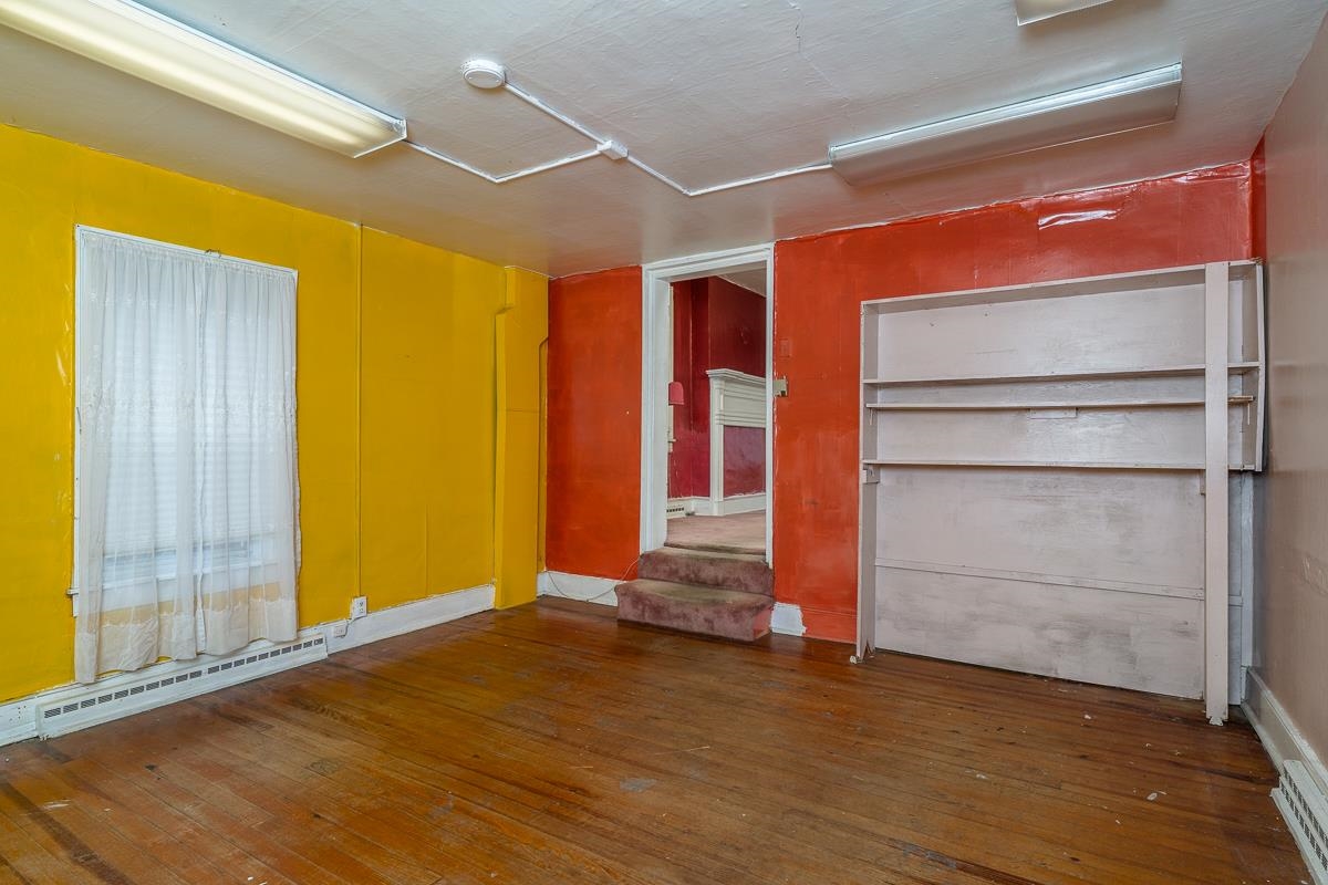 203 N MAIN ST, BRIDGEWATER, Virginia 22812, ,Commercial,203 N MAIN ST,672628 MLS # 672628