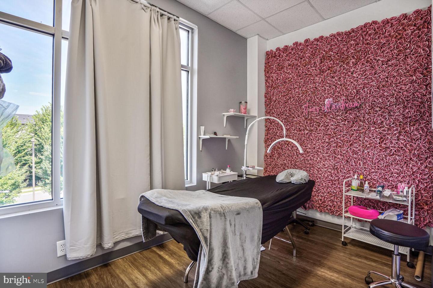 7121-E LEESBURG PIKE #2-2, FALLS CHURCH, Virginia 22043, ,Land,For sale,7121-E LEESBURG PIKE #2-2,VAFX2286640 MLS # VAFX2286640