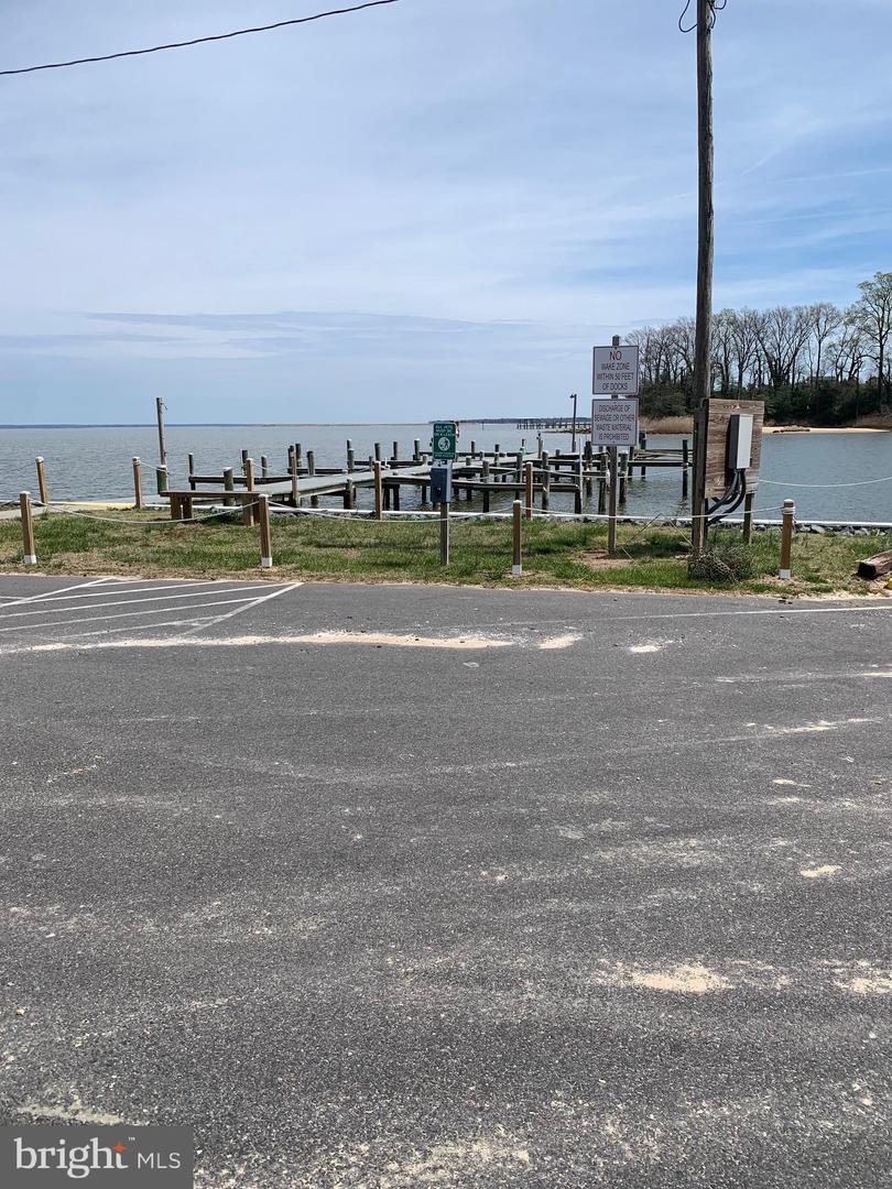 LOT 42 BAY POINTE DR, MONTROSS, Virginia 22520, ,Land,For sale,LOT 42 BAY POINTE DR,VAWE2010390 MLS # VAWE2010390