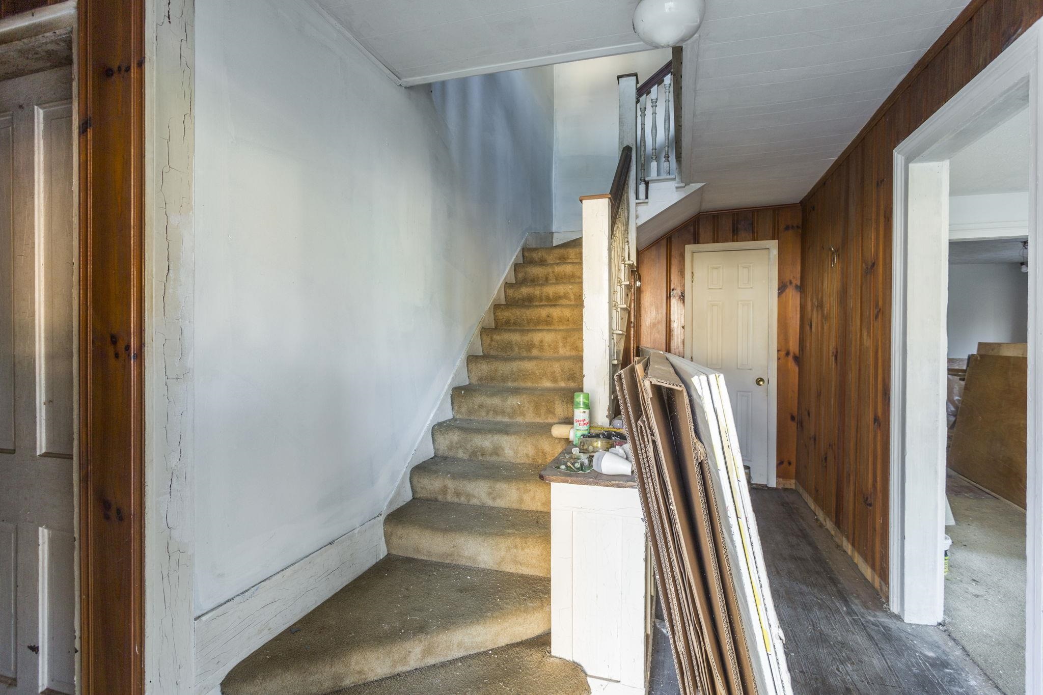 165 W RAILROAD AVE, CRAIGSVILLE, Virginia 24430, 4 Bedrooms Bedrooms, ,1 BathroomBathrooms,Residential,165 W RAILROAD AVE,670955 MLS # 670955 165 W RAILROAD AVE, CRAIGSVILLE, Virginia 24430, 4 Bedrooms Bedrooms, ,1 BathroomBathrooms,Residential,165 W RAILROAD AVE,670955 MLS # 670955