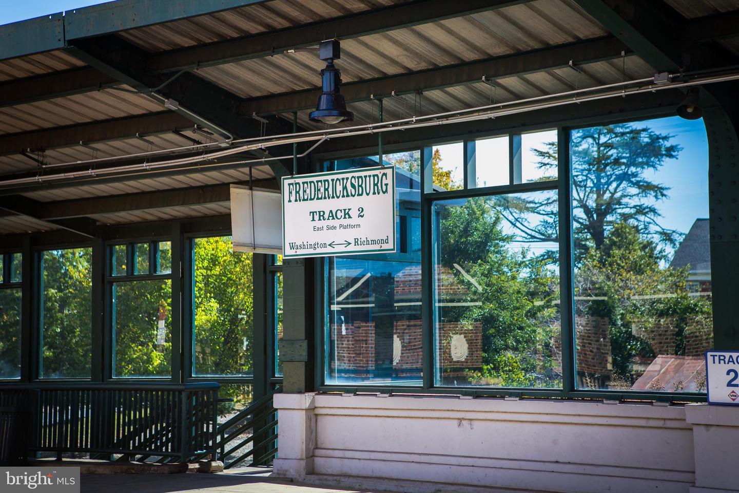 1200 PRINCE EDWARD ST, FREDERICKSBURG, Virginia 22401, 6 Bedrooms Bedrooms, ,4 BathroomsBathrooms,Residential,For sale,1200 PRINCE EDWARD ST,VAFB2009184 MLS # VAFB2009184