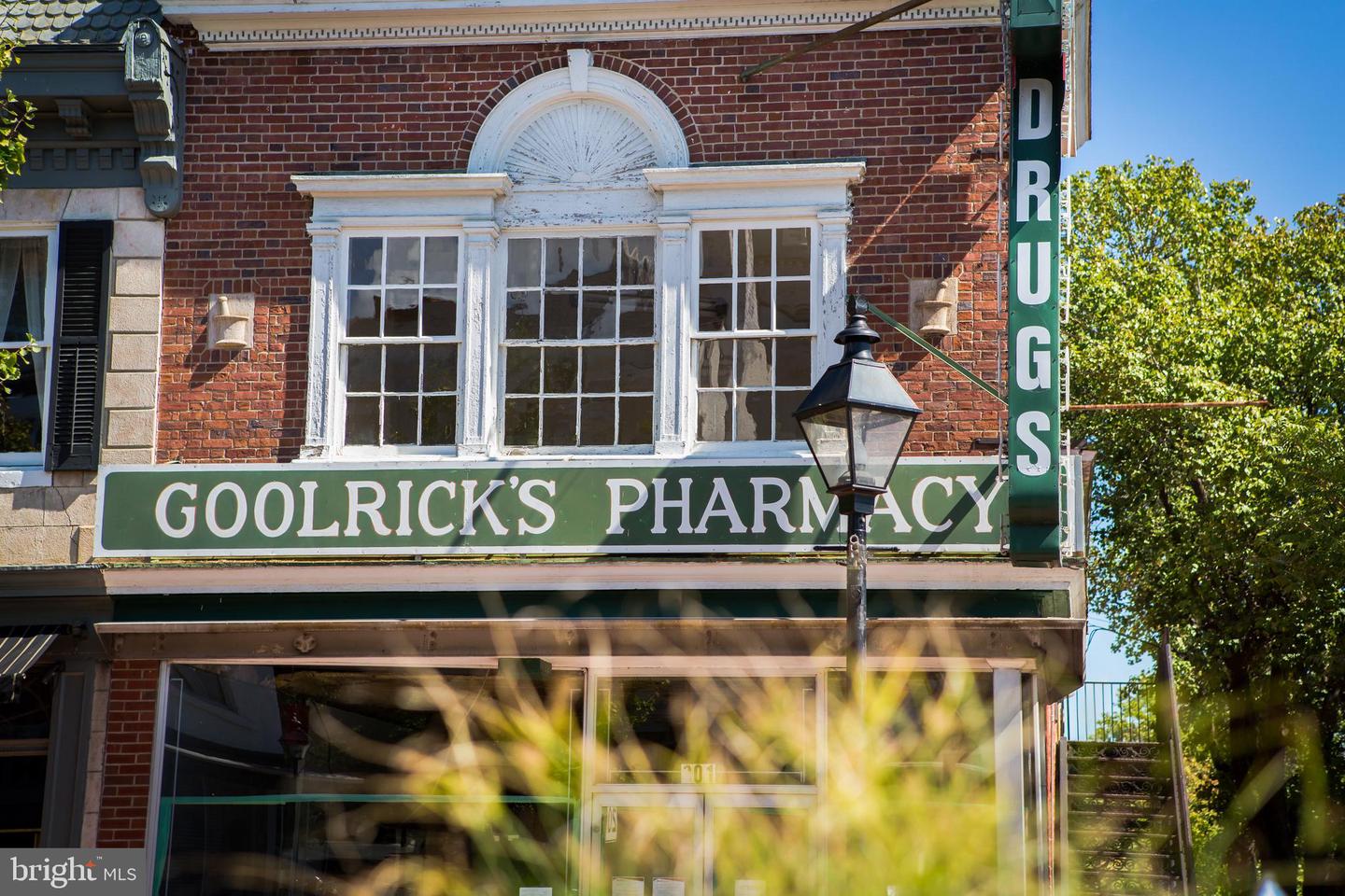 1200 PRINCE EDWARD ST, FREDERICKSBURG, Virginia 22401, 6 Bedrooms Bedrooms, ,4 BathroomsBathrooms,Residential,For sale,1200 PRINCE EDWARD ST,VAFB2009184 MLS # VAFB2009184