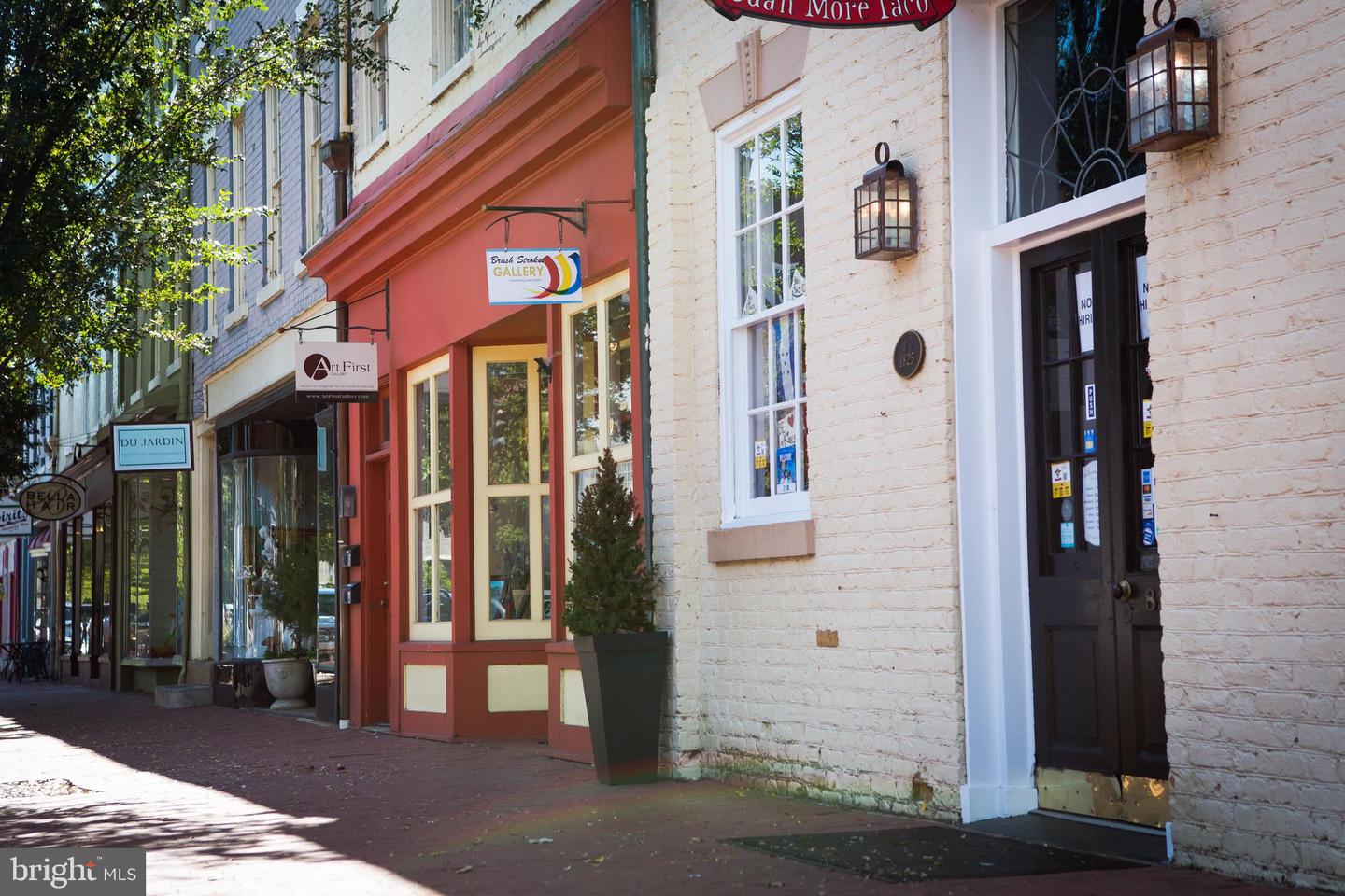 1200 PRINCE EDWARD ST, FREDERICKSBURG, Virginia 22401, 6 Bedrooms Bedrooms, ,4 BathroomsBathrooms,Residential,For sale,1200 PRINCE EDWARD ST,VAFB2009184 MLS # VAFB2009184