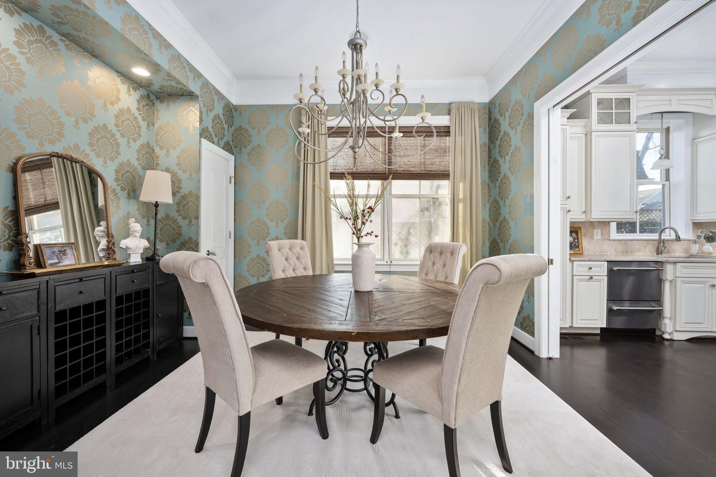 1200 PRINCE EDWARD ST, FREDERICKSBURG, Virginia 22401, 6 Bedrooms Bedrooms, ,4 BathroomsBathrooms,Residential,For sale,1200 PRINCE EDWARD ST,VAFB2009184 MLS # VAFB2009184