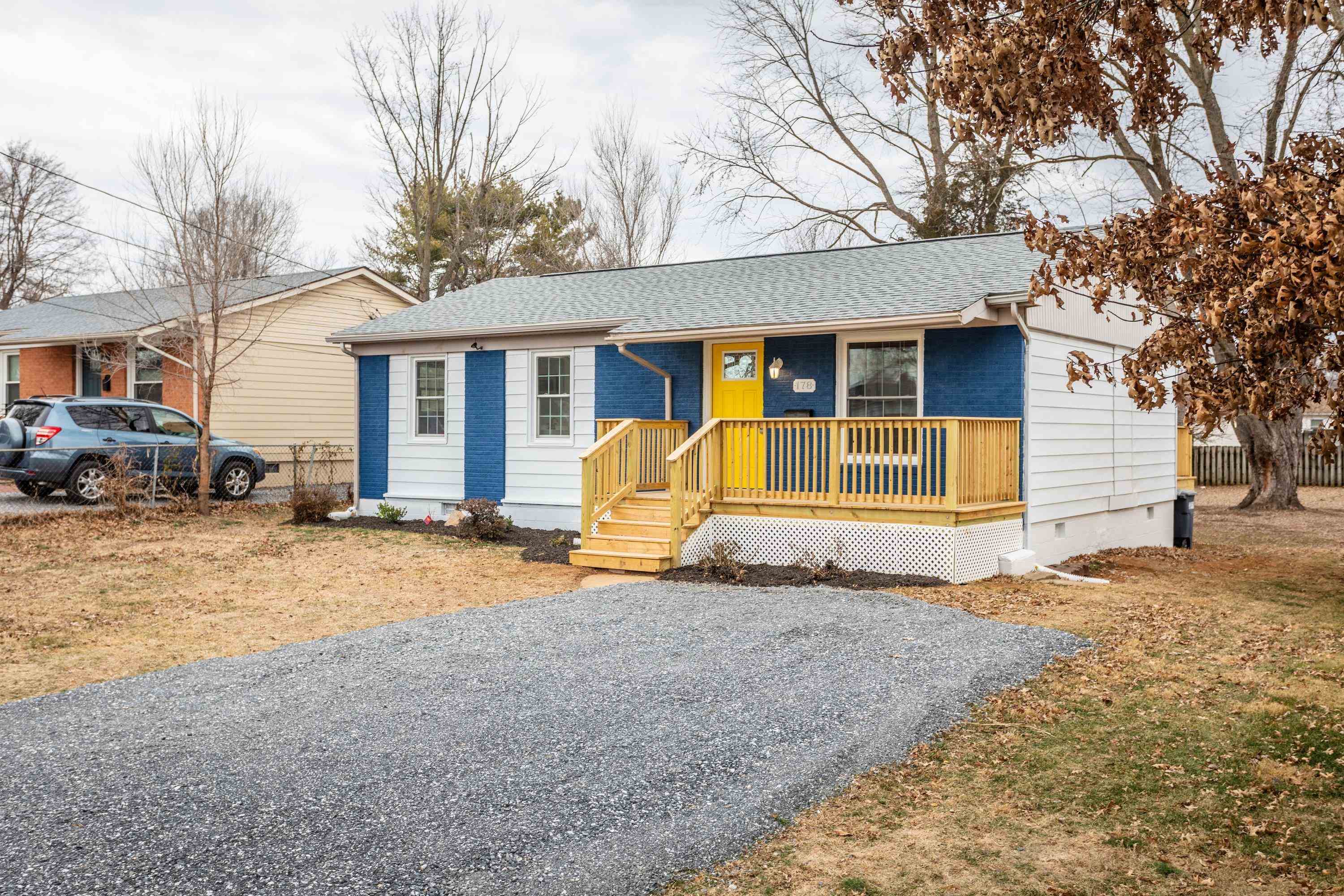 178 SUTER ST, HARRISONBURG, Virginia 22802, 2 Bedrooms Bedrooms, ,2 BathroomsBathrooms,Residential,178 SUTER ST,672626 MLS # 672626 178 SUTER ST, HARRISONBURG, Virginia 22802, 2 Bedrooms Bedrooms, ,2 BathroomsBathrooms,Residential,178 SUTER ST,672626 MLS # 672626