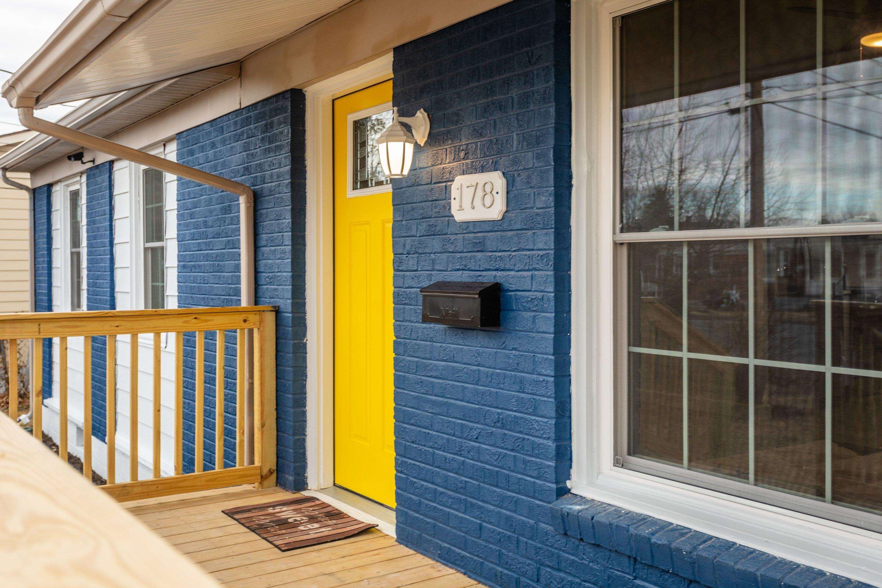 178 SUTER ST, HARRISONBURG, Virginia 22802, 2 Bedrooms Bedrooms, ,2 BathroomsBathrooms,Residential,178 SUTER ST,672626 MLS # 672626 178 SUTER ST, HARRISONBURG, Virginia 22802, 2 Bedrooms Bedrooms, ,2 BathroomsBathrooms,Residential,178 SUTER ST,672626 MLS # 672626