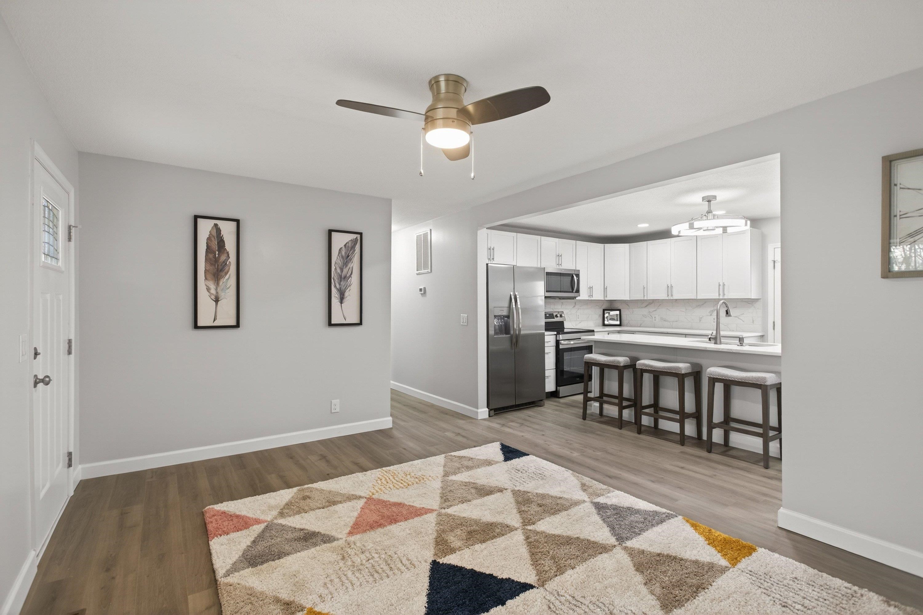 178 SUTER ST, HARRISONBURG, Virginia 22802, 2 Bedrooms Bedrooms, ,2 BathroomsBathrooms,Residential,178 SUTER ST,672626 MLS # 672626 178 SUTER ST, HARRISONBURG, Virginia 22802, 2 Bedrooms Bedrooms, ,2 BathroomsBathrooms,Residential,178 SUTER ST,672626 MLS # 672626