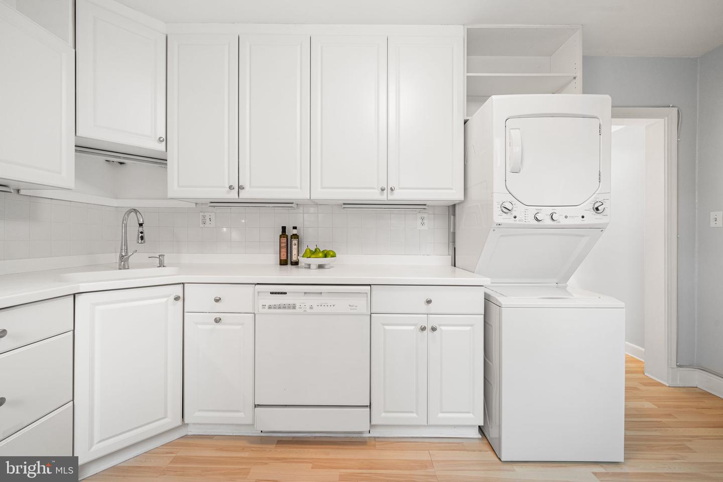 1100 S BARTON ST #295, ARLINGTON, Virginia 22204, 1 Bedroom Bedrooms, ,1 BathroomBathrooms,Residential,For sale,1100 S BARTON ST #295,VAAR2067278 MLS # VAAR2067278