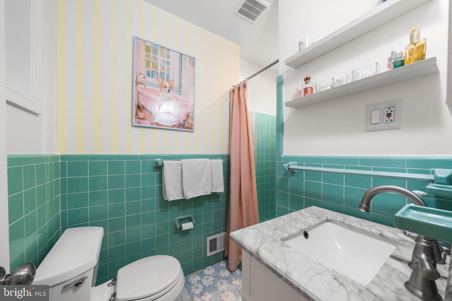 3216 PATRICK HENRY DR, FALLS CHURCH, Virginia 22044, 3 Bedrooms Bedrooms, ,2 BathroomsBathrooms,Residential,For sale,3216 PATRICK HENRY DR,VAFX2284492 MLS # VAFX2284492