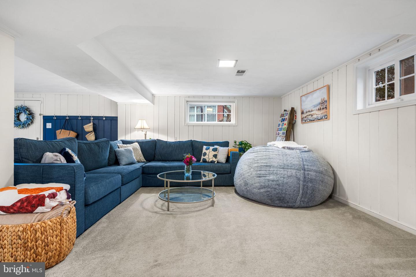 3216 PATRICK HENRY DR, FALLS CHURCH, Virginia 22044, 3 Bedrooms Bedrooms, ,2 BathroomsBathrooms,Residential,For sale,3216 PATRICK HENRY DR,VAFX2284492 MLS # VAFX2284492