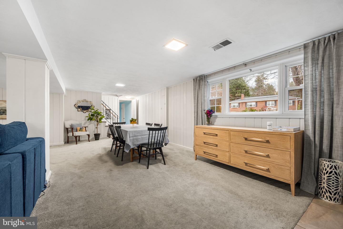 3216 PATRICK HENRY DR, FALLS CHURCH, Virginia 22044, 3 Bedrooms Bedrooms, ,2 BathroomsBathrooms,Residential,For sale,3216 PATRICK HENRY DR,VAFX2284492 MLS # VAFX2284492