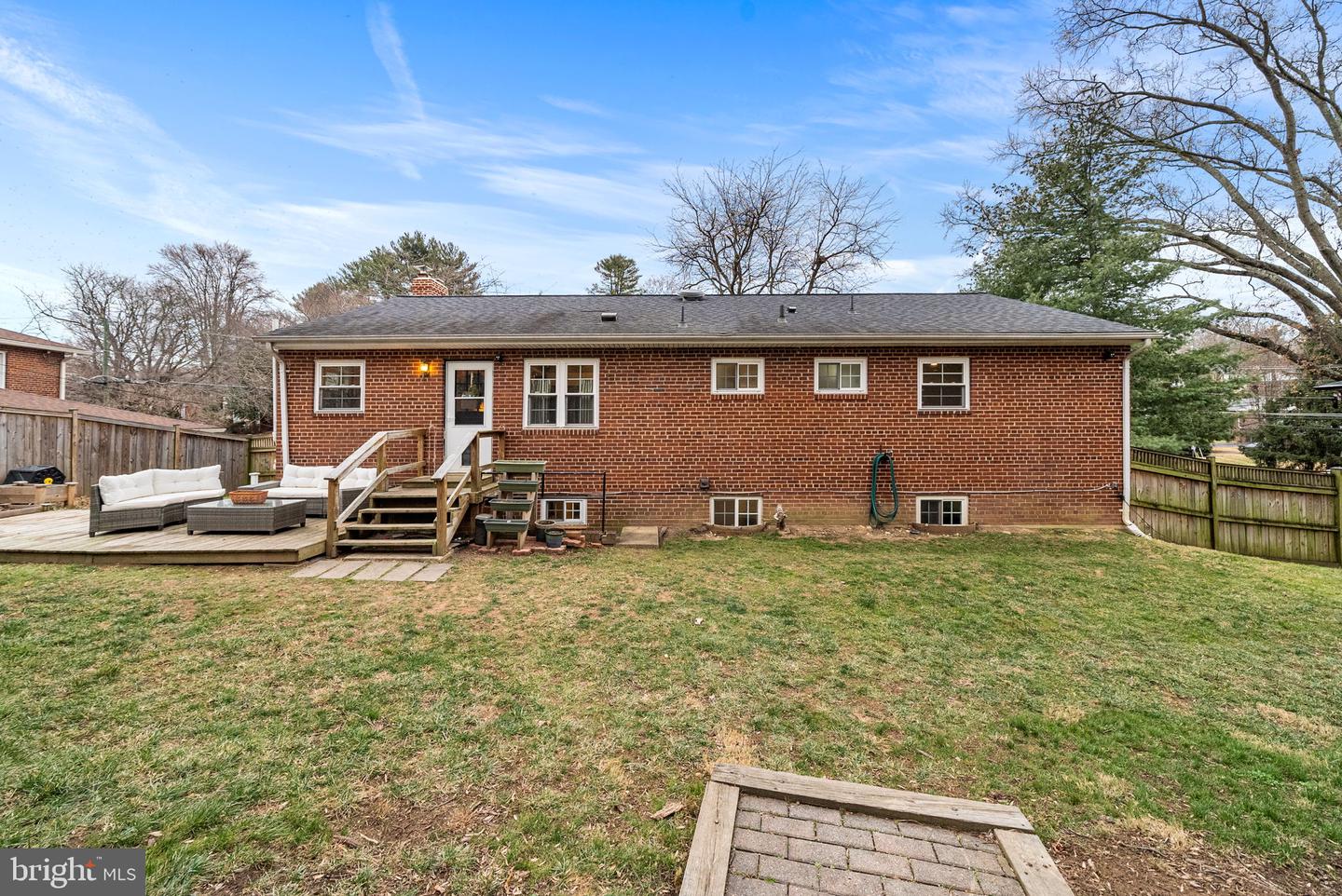 3216 PATRICK HENRY DR, FALLS CHURCH, Virginia 22044, 3 Bedrooms Bedrooms, ,2 BathroomsBathrooms,Residential,For sale,3216 PATRICK HENRY DR,VAFX2284492 MLS # VAFX2284492