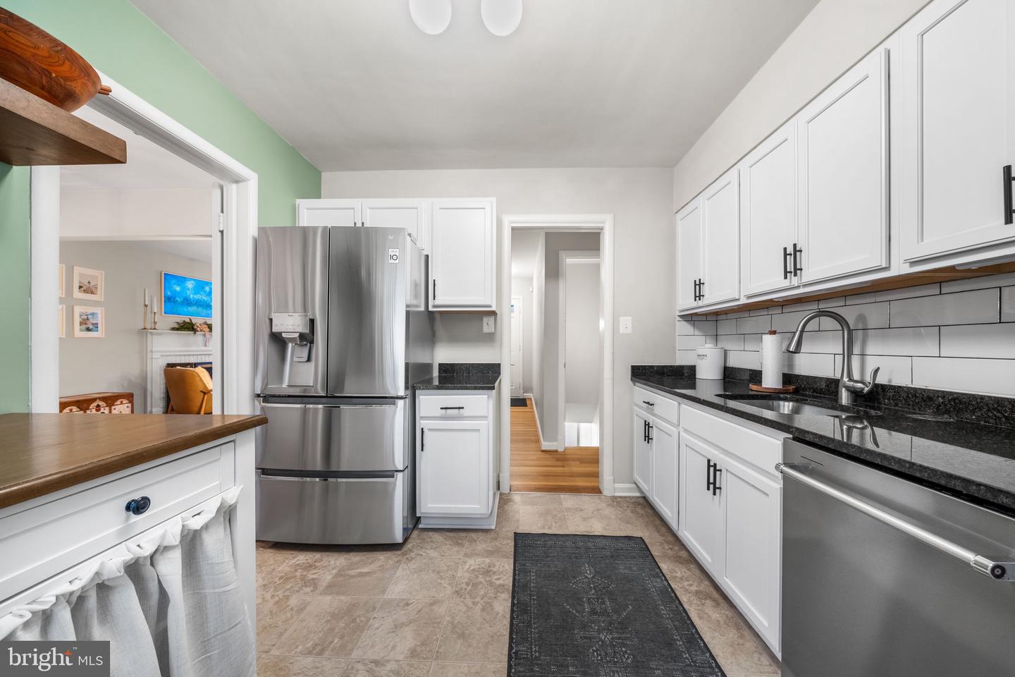 3216 PATRICK HENRY DR, FALLS CHURCH, Virginia 22044, 3 Bedrooms Bedrooms, ,2 BathroomsBathrooms,Residential,For sale,3216 PATRICK HENRY DR,VAFX2284492 MLS # VAFX2284492