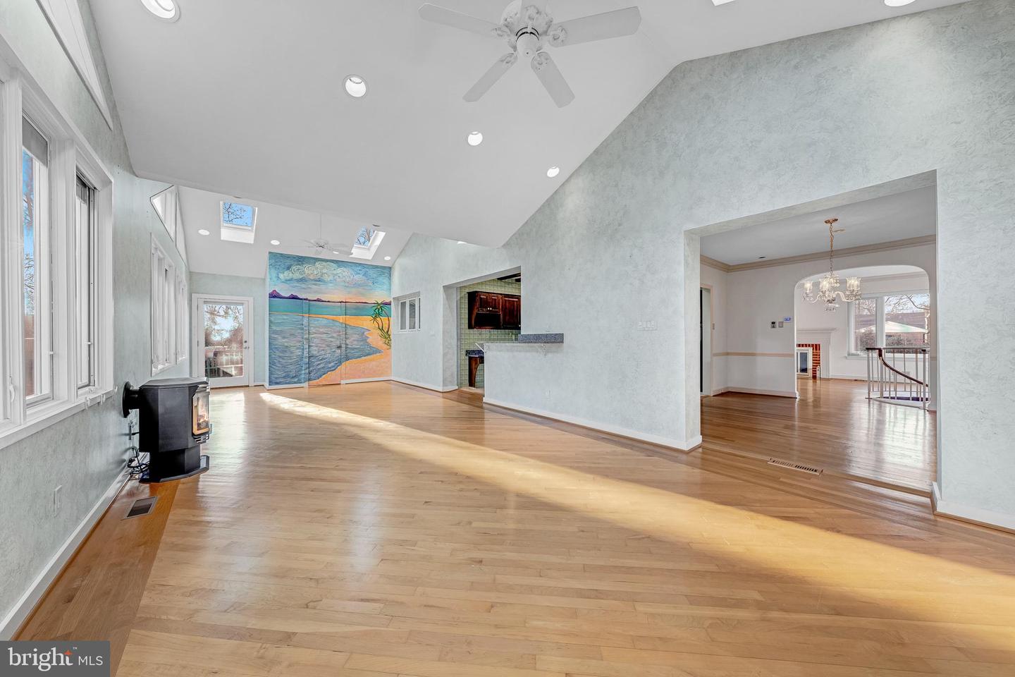 4900 YORKTOWN BLVD, ARLINGTON, Virginia 22207, 4 Bedrooms Bedrooms, ,2 BathroomsBathrooms,Residential,For sale,4900 YORKTOWN BLVD,VAAR2067562 MLS # VAAR2067562 4900 YORKTOWN BLVD, ARLINGTON, Virginia 22207, 4 Bedrooms Bedrooms, ,2 BathroomsBathrooms,Residential,For sale,4900 YORKTOWN BLVD,VAAR2067562 MLS # VAAR2067562