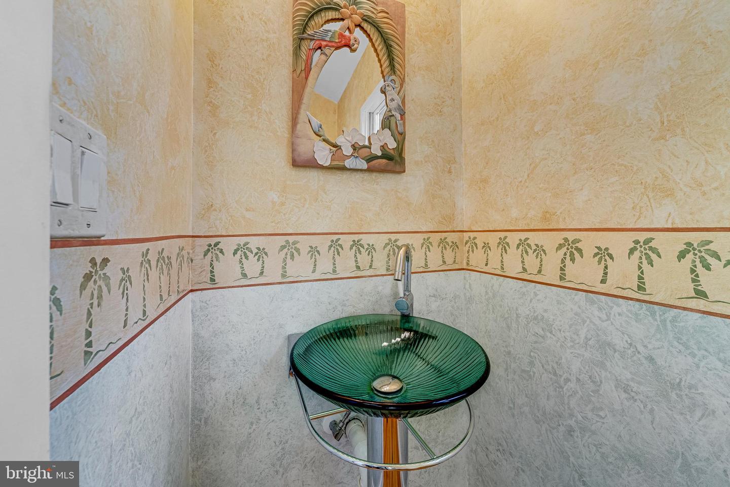 4900 YORKTOWN BLVD, ARLINGTON, Virginia 22207, 4 Bedrooms Bedrooms, ,2 BathroomsBathrooms,Residential,For sale,4900 YORKTOWN BLVD,VAAR2067562 MLS # VAAR2067562 4900 YORKTOWN BLVD, ARLINGTON, Virginia 22207, 4 Bedrooms Bedrooms, ,2 BathroomsBathrooms,Residential,For sale,4900 YORKTOWN BLVD,VAAR2067562 MLS # VAAR2067562